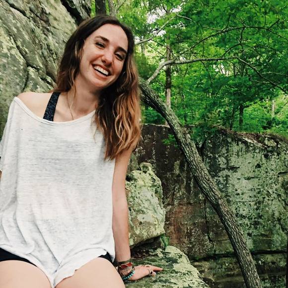 Meet your Posher, Hannah - Picture 1 of 1